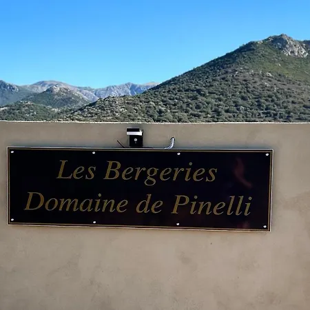 Jaktstuga Les Bergeries Du Domaine De Pinelli Belgodère