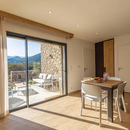 Les Bergeries Du Domaine De Pinelli Belgodere (Corsica)