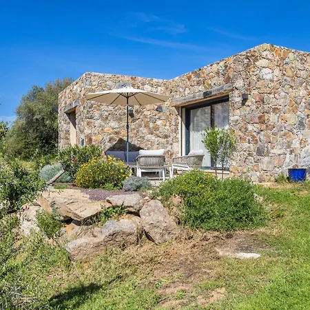 Les Bergeries Du Domaine De Pinelli 山林小屋 贝尔戈代尔