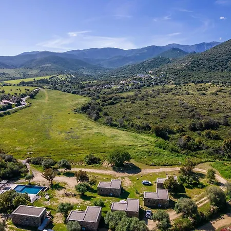 Jaktstuga Les Bergeries Du Domaine De Pinelli Belgodère
