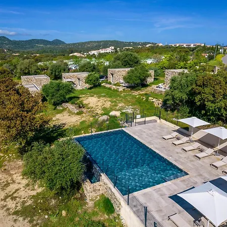 Les Bergeries Du Domaine De Pinelli ベルゴデール