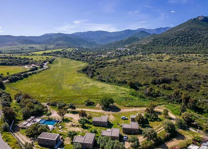 Lodge Les Bergeries Du Domaine De Pinelli Belgodere (Corsica)
